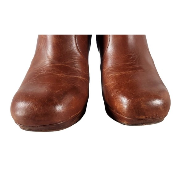 Clarks Brown Leather Heeled Boots, Size 8.5 - Picture 6 of 8